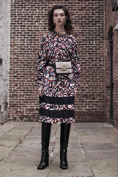 Look 34